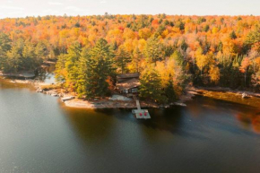 Waterfront private cottage on Koshlong Lake
